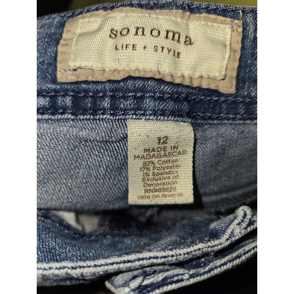 Sonoma US Womens Size 12 Denim Capri Cropped Light Wash Pants EUC - Picture 2 of 3